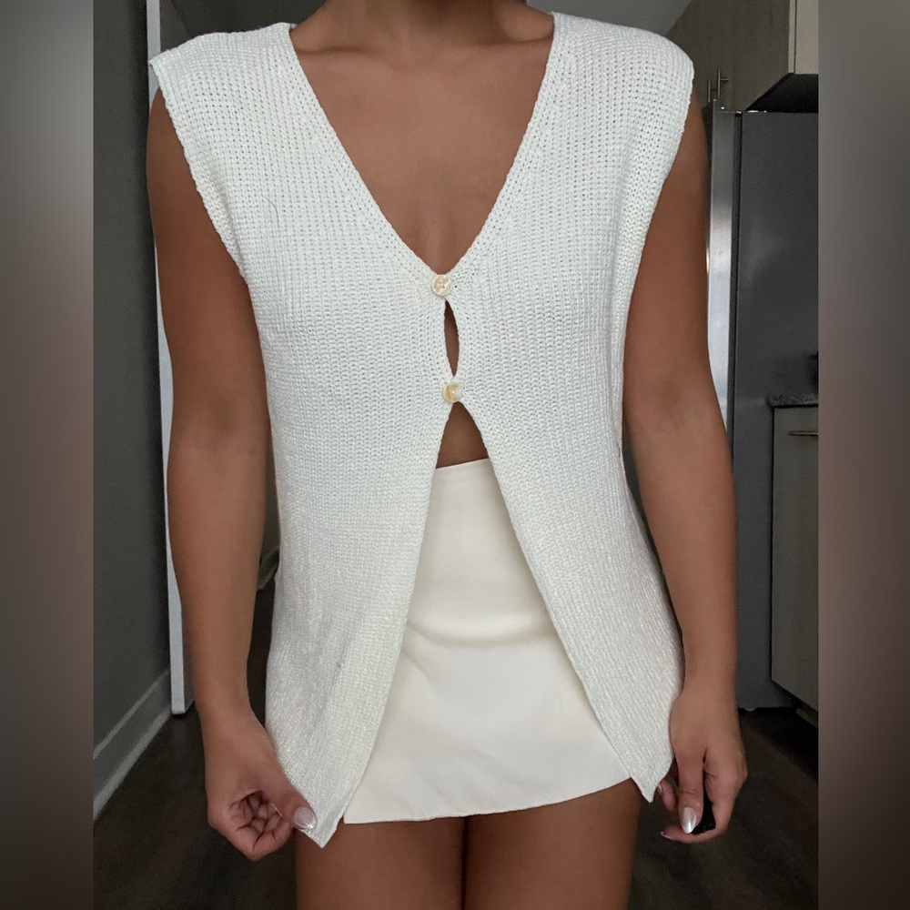 SHEIN Cream Knit Sleeveless Tank Top. New